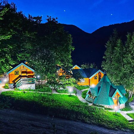 Kozak Apartments & Restaurant 모이코바츠 외부 사진
