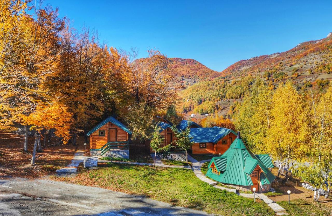 Kozak Apartments & Restaurant 모이코바츠 외부 사진