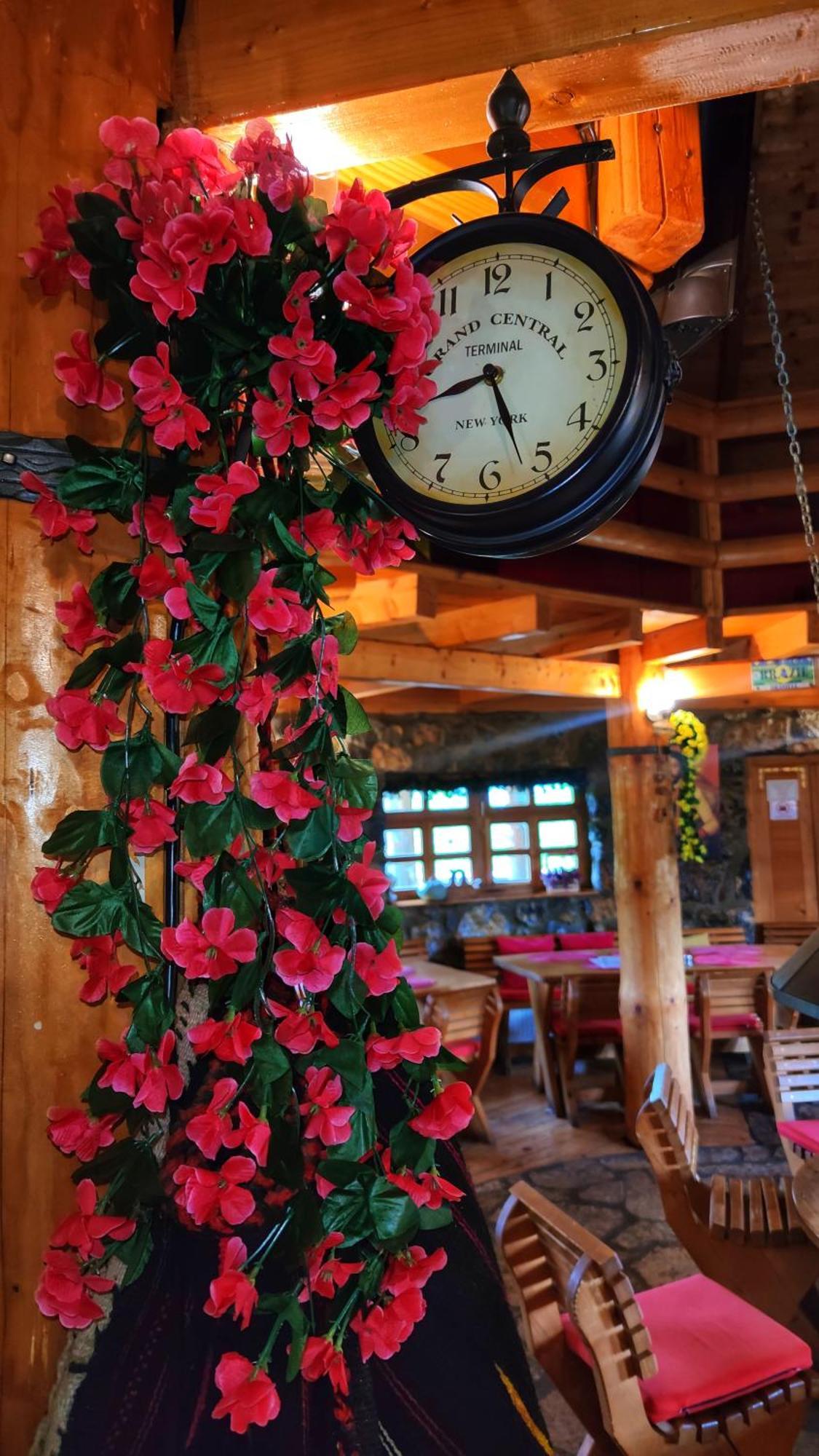 Kozak Apartments & Restaurant 모이코바츠 외부 사진